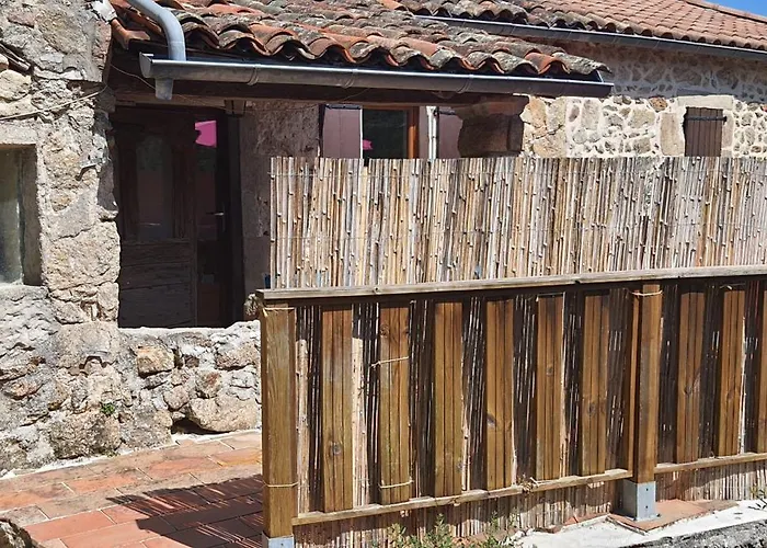 Du Barbier07 펜션 Rocles (Ardeche)